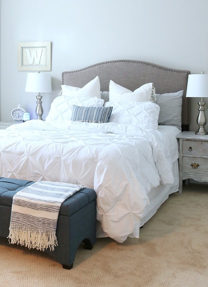 12 Cozy & Inviting Guest Bedroom Ideas - The Unlikely Hostess