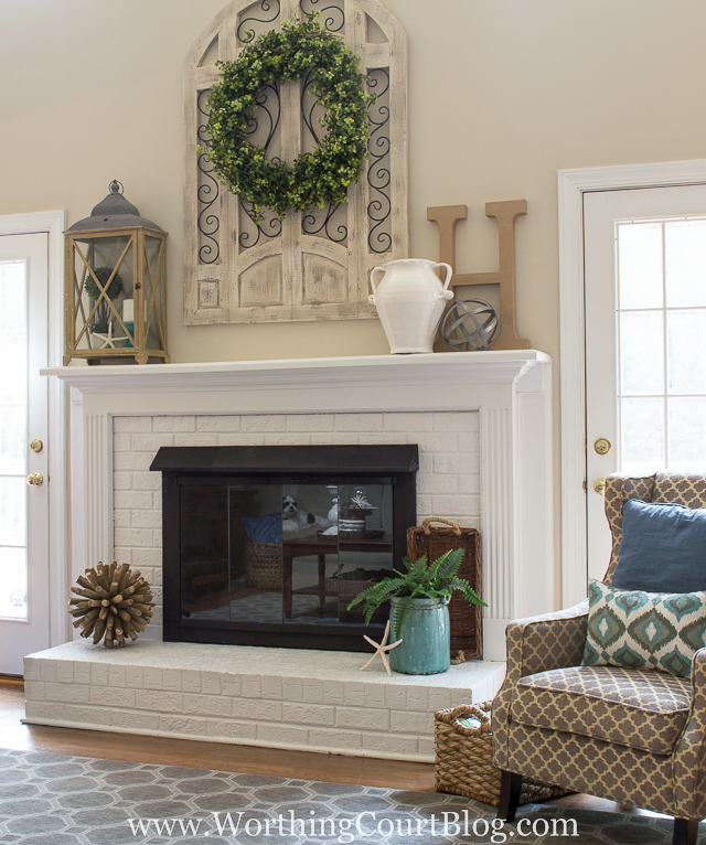 Mantel Decor Ideas With Farmhouse Style, How To Decorate Large Wall Above Fireplace