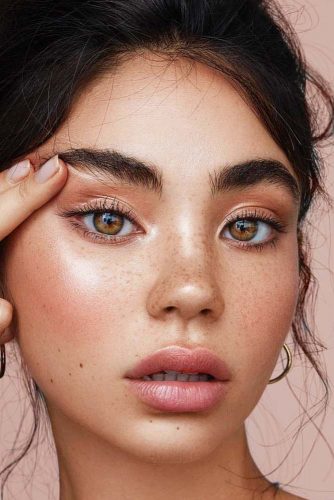 10 Gorgeous Natural Makeup Looks That