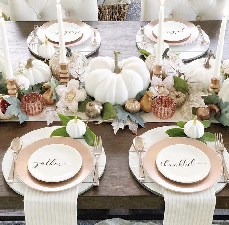 10 Beautiful Decoration Ideas For Thanksgiving Tables - The Unlikely ...