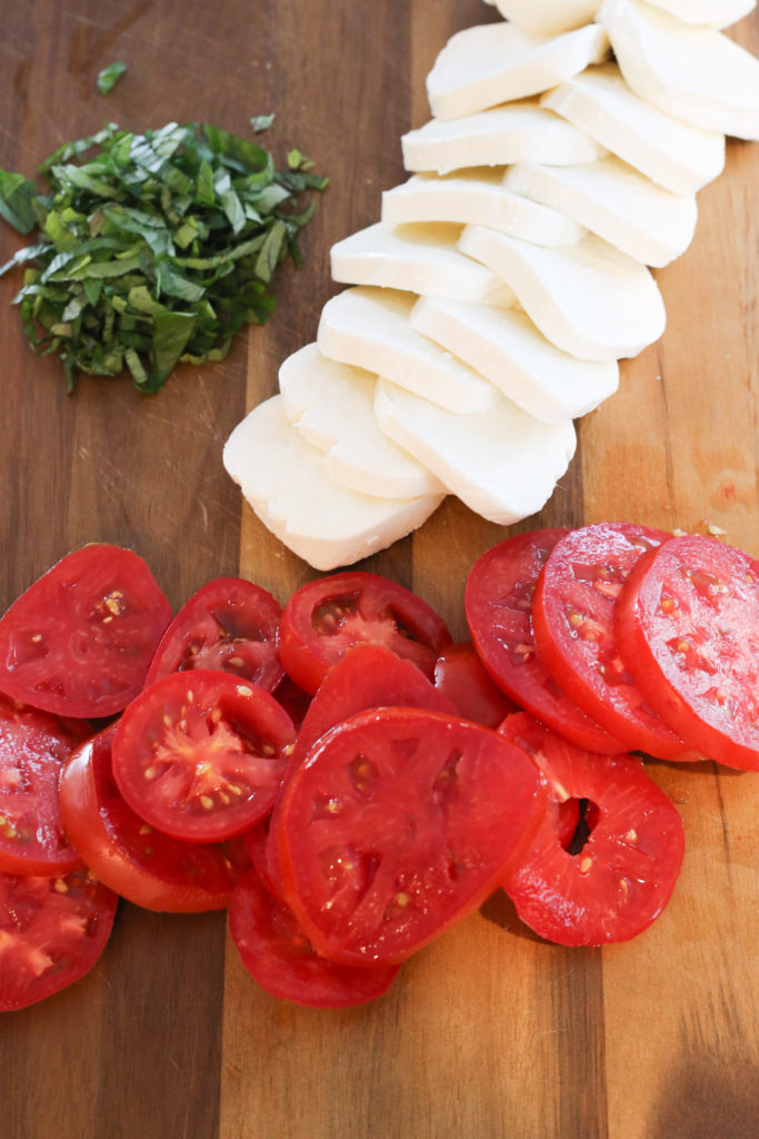 caprese chicken toppings