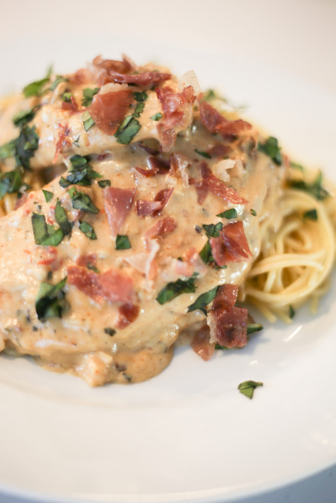 sun dried tomato chicken pasta with bacon