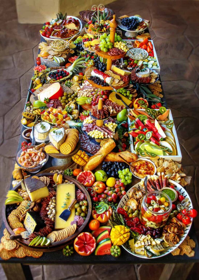 25 Crowd Pleasing Food Bar Ideas For A Party - The Unlikely Hostess