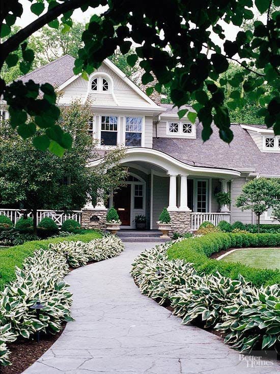 landscaping idea for the front of the house