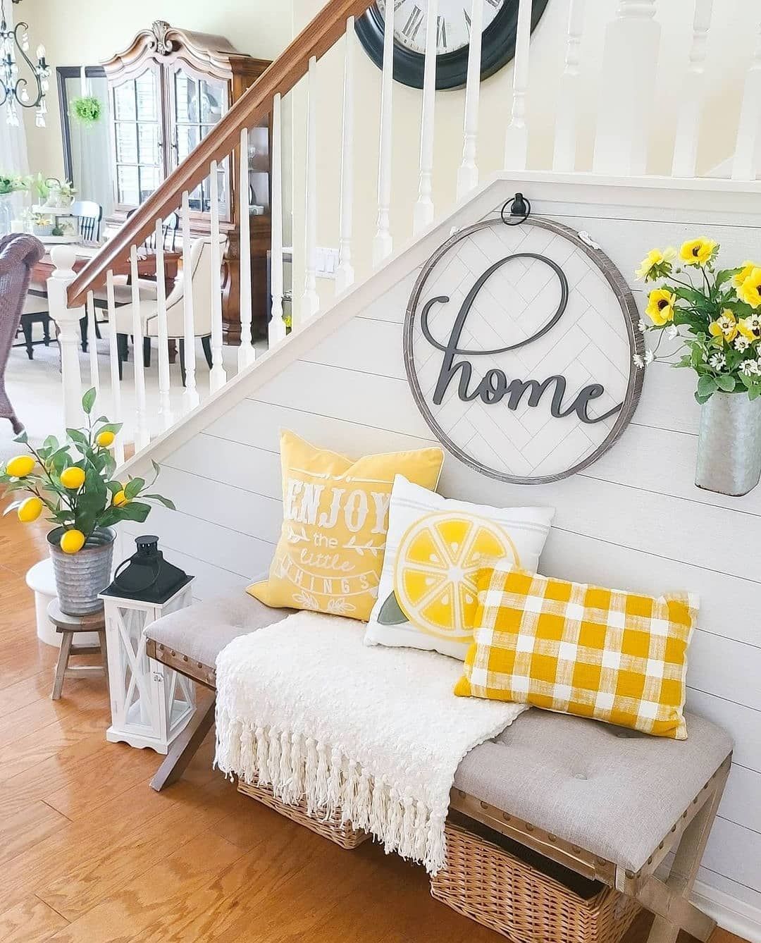 25 Simple Summer Decor Ideas For A Bright Breezy Aesthetic - The ...