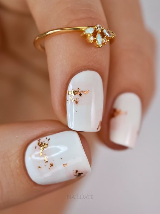 short nail design idea