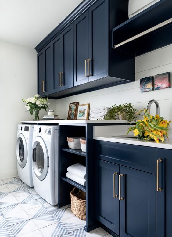 20 Gorgeous & Functional Laundry Room Organization & Storage Ideas ...
