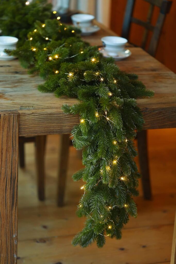 Christmas table decor