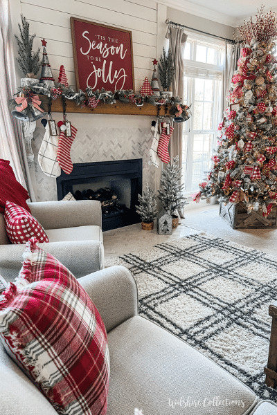 Living Room Christmas Decor