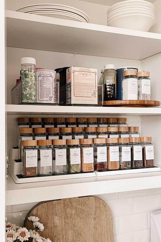 cabinet spice organization idea