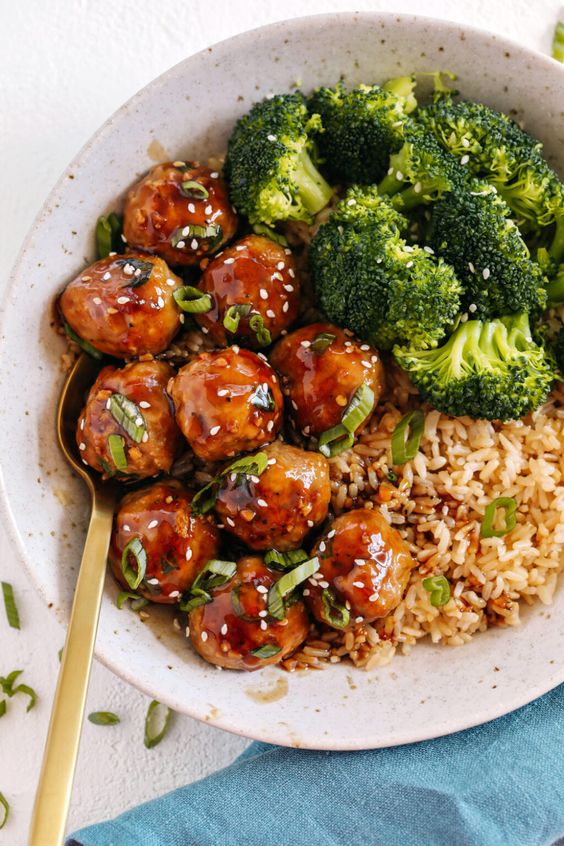 15 Easy Healthy Dinner Recipes Your Family Will Love - The Unlikely Hostess