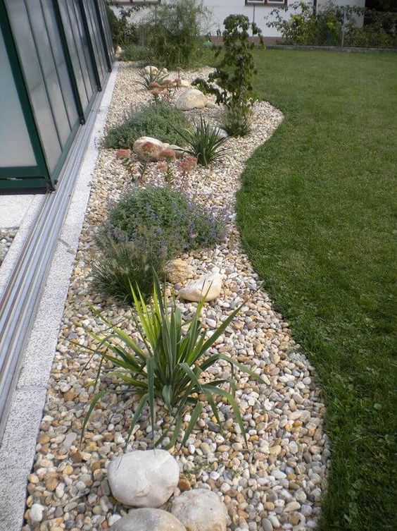 rock bed landscaping