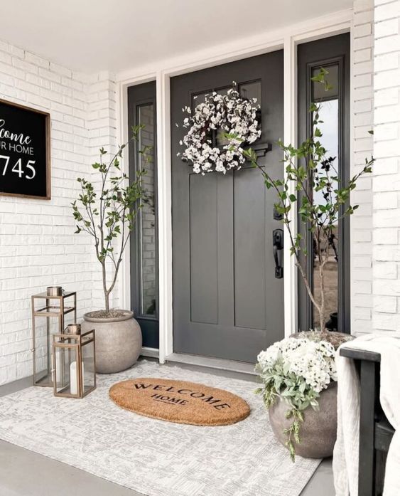 16 Relaxing Summer Front Porch Decor & Entryway Ideas - The Unlikely ...