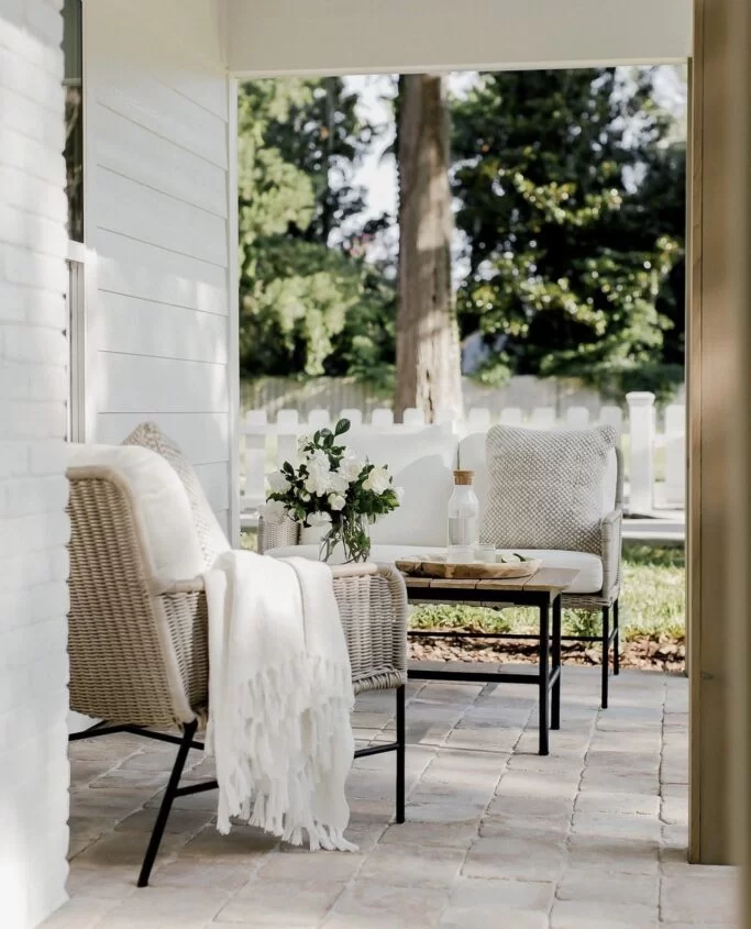 summer front porch decor