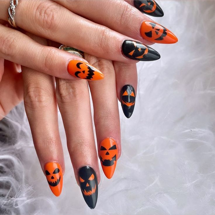 Halloween Nails 