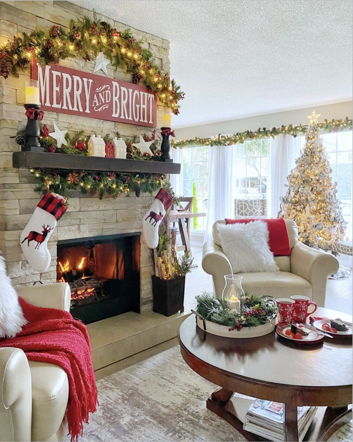 40 Cozy Christmas Decor Ideas For Your Living Room - The Unlikely Hostess