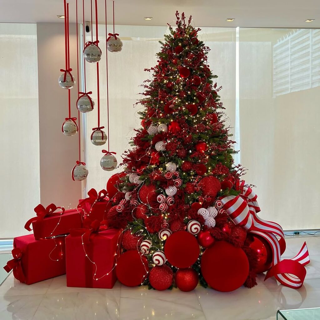 Christmas tree decor idea