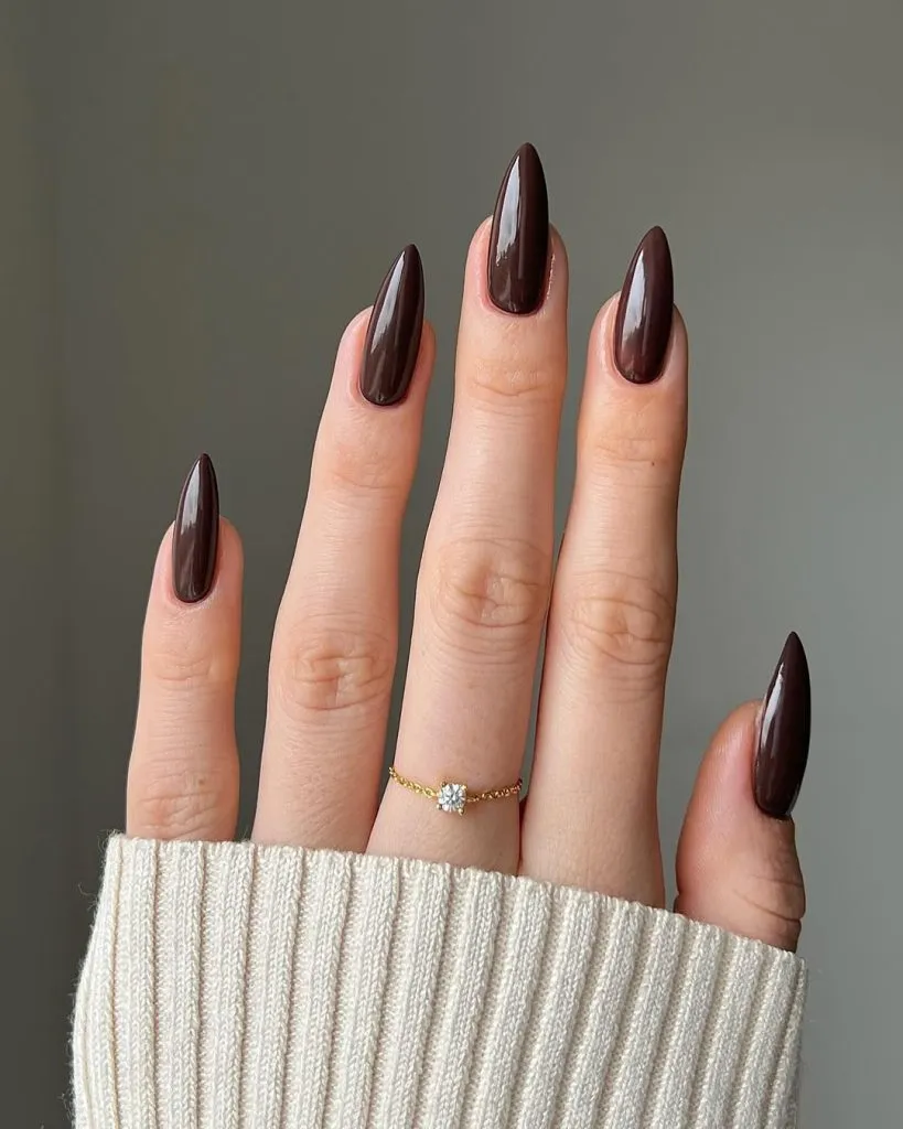 brown nails